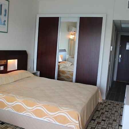 Medis Resort Hotel Ildir Eksteriør billede