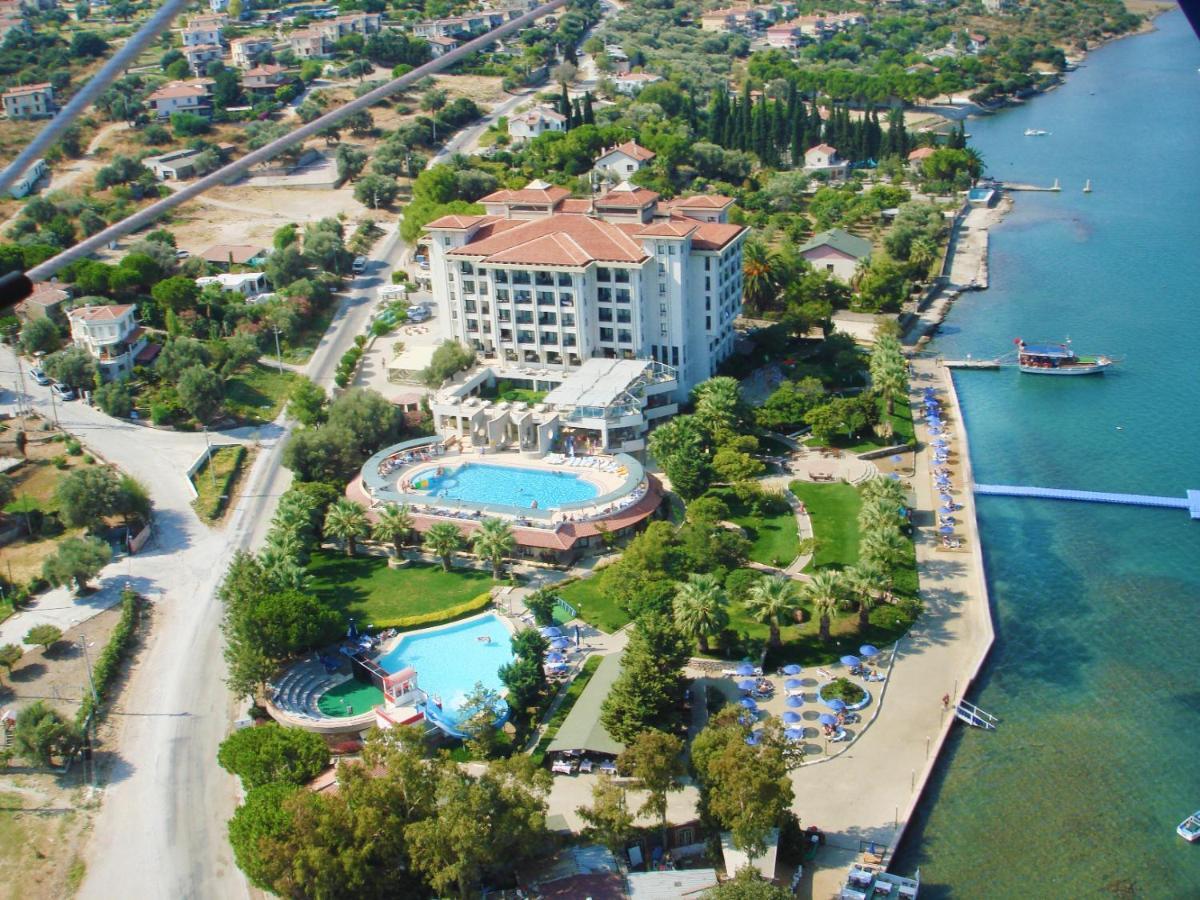 Medis Resort Hotel Ildir Eksteriør billede