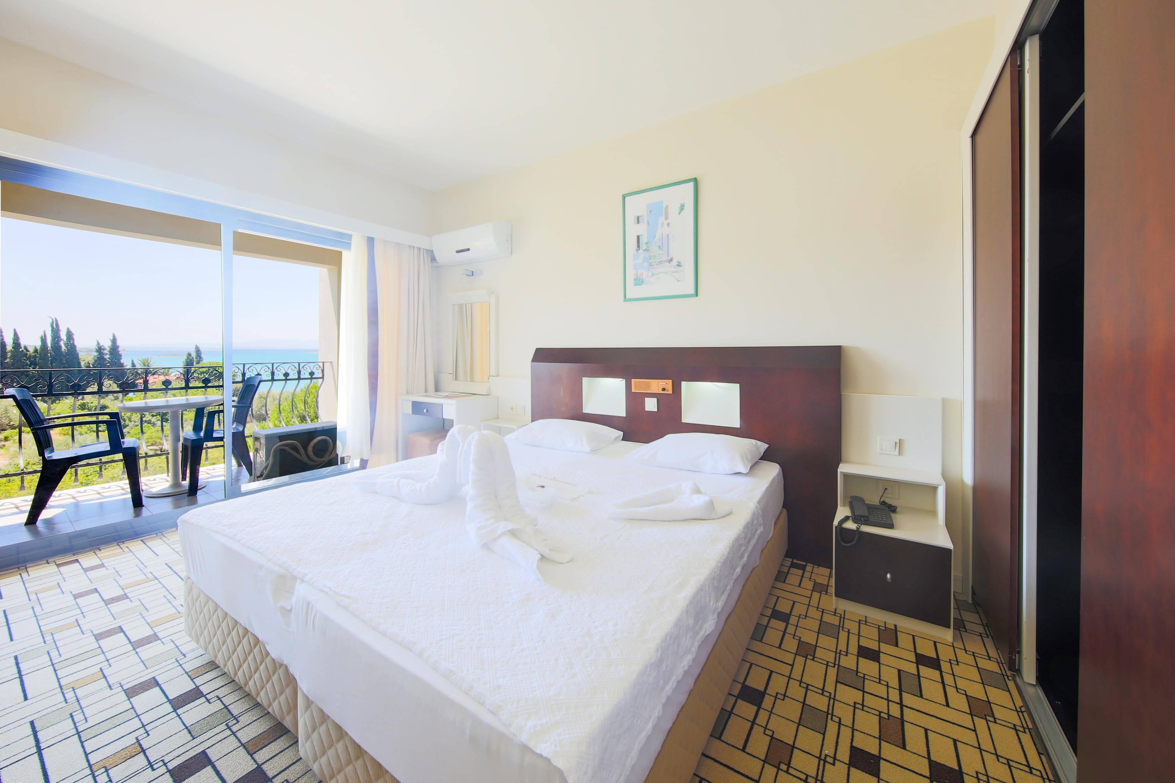 Medis Resort Hotel Ildir Eksteriør billede