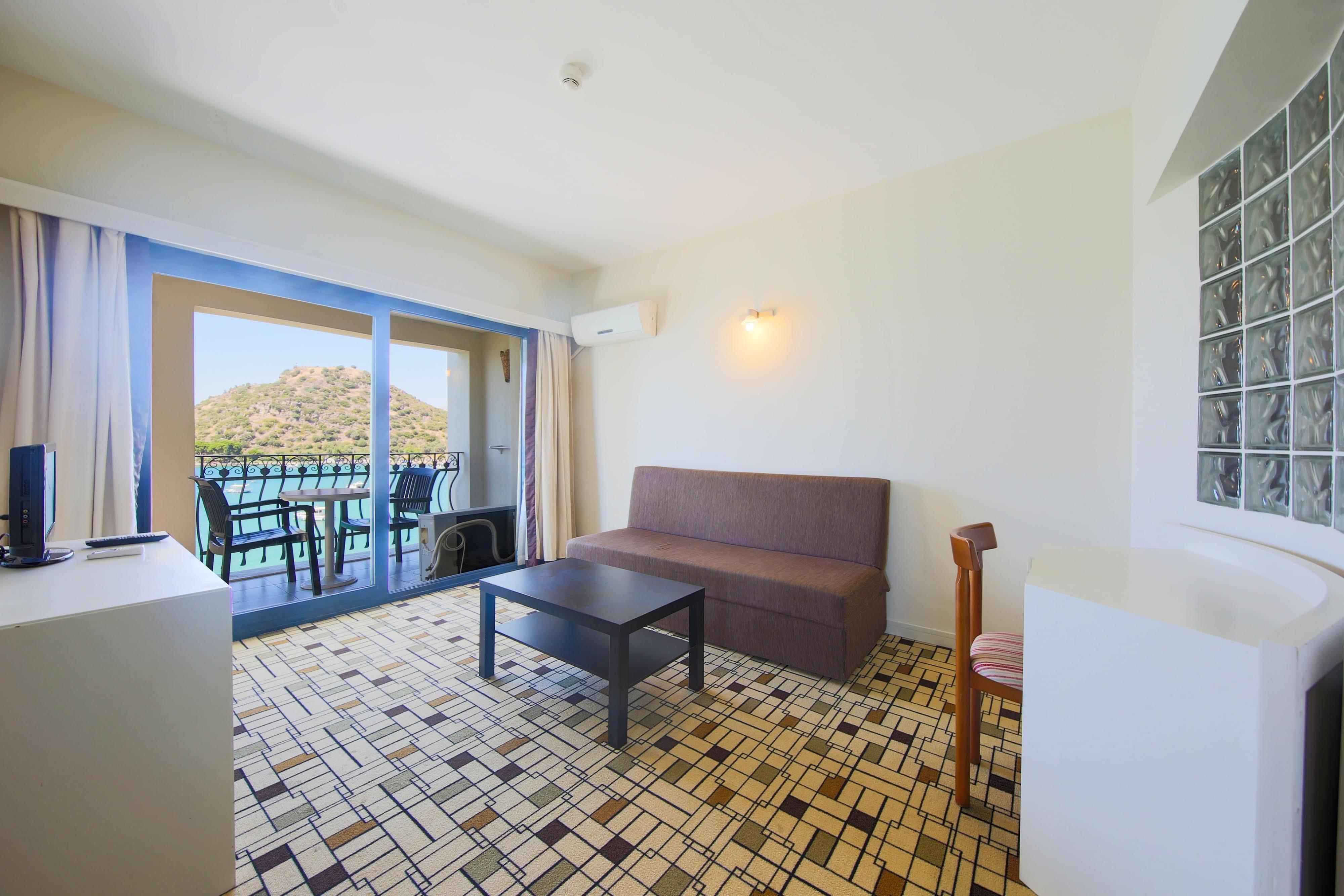 Medis Resort Hotel Ildir Eksteriør billede